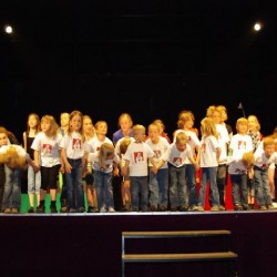 Groeten  6 - Toneelvereniging Plankenkoorts 